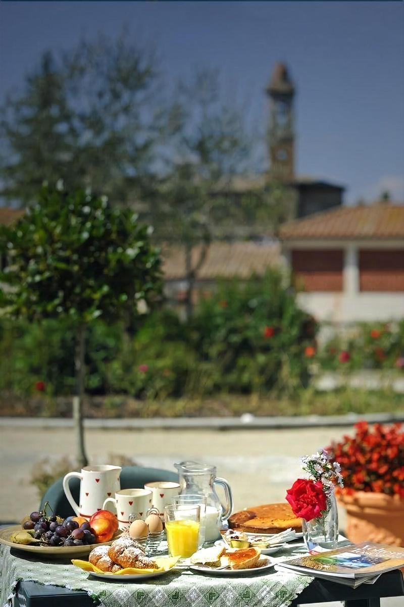 Hotel Foresteria Volterra Esterno foto