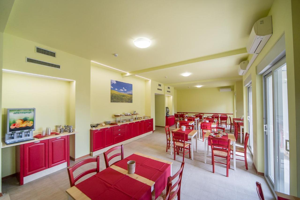 Hotel Foresteria Volterra Esterno foto