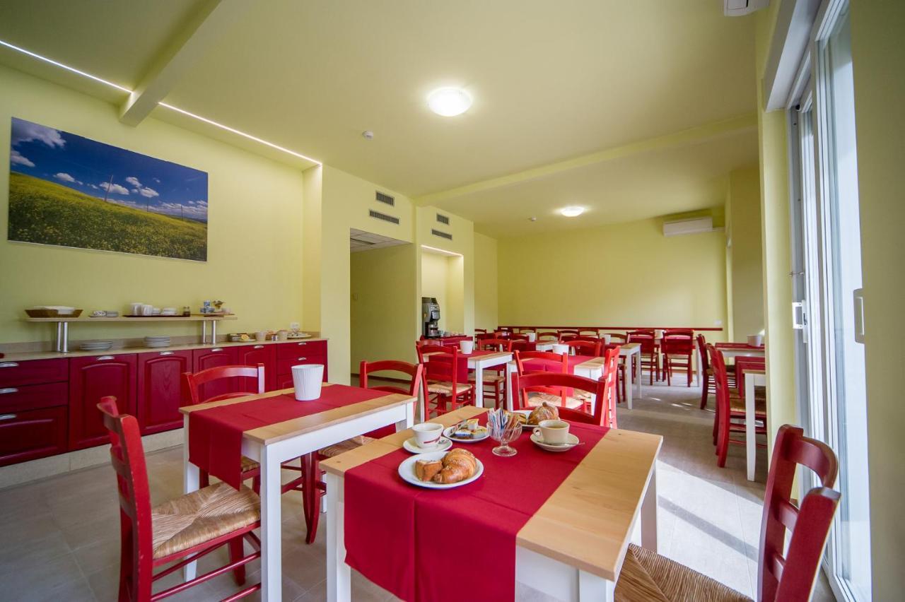 Hotel Foresteria Volterra Esterno foto