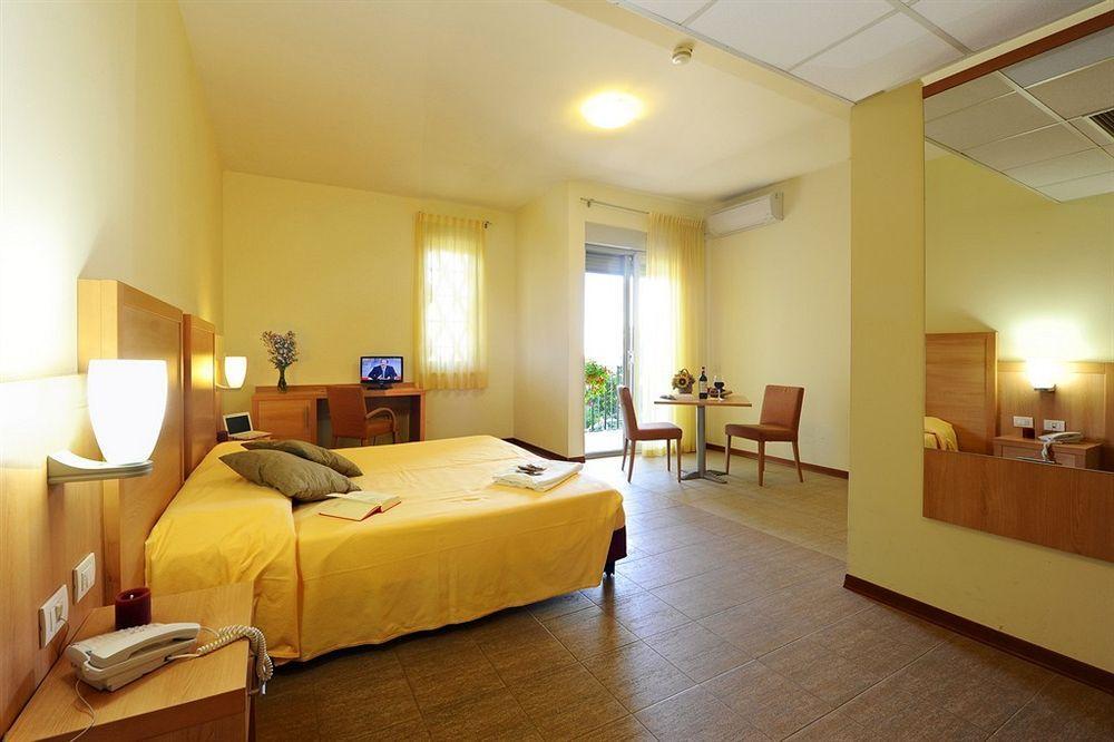 Hotel Foresteria Volterra Esterno foto