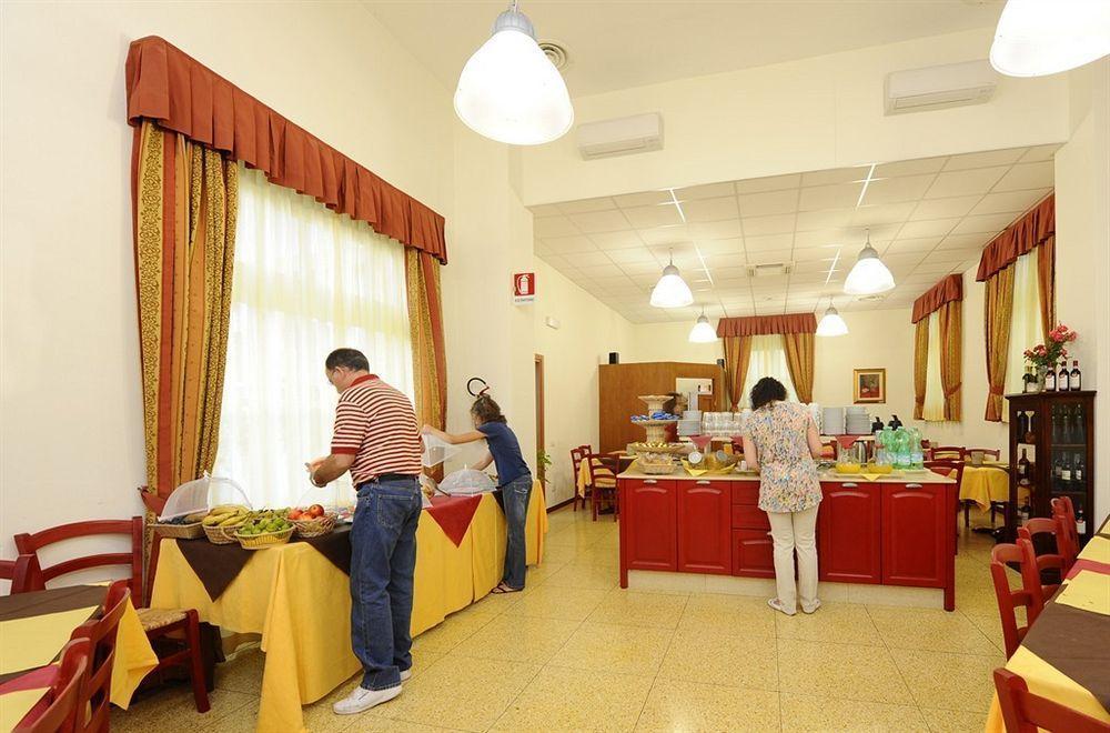Hotel Foresteria Volterra Esterno foto