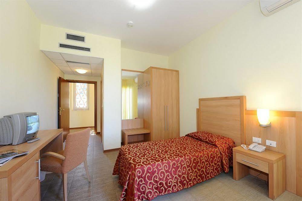 Hotel Foresteria Volterra Esterno foto